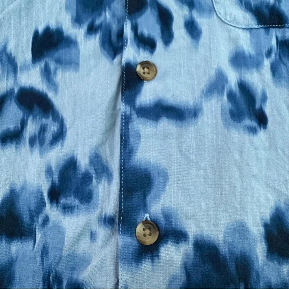 Men’s Old Navy Camp Button Down Floral Short Sleeve Pocket Shirt Large - Picture 8 of 16